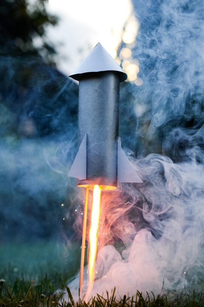 rocket, rocket launch, paper rocket, paper rocketship, diy rocket, rocket model, rocketship, spacecraft, spaceship, smoke, burning, rocket, rocket launch, paper rocket, rocketship, rocketship, rocketship, rocketship, rocketship